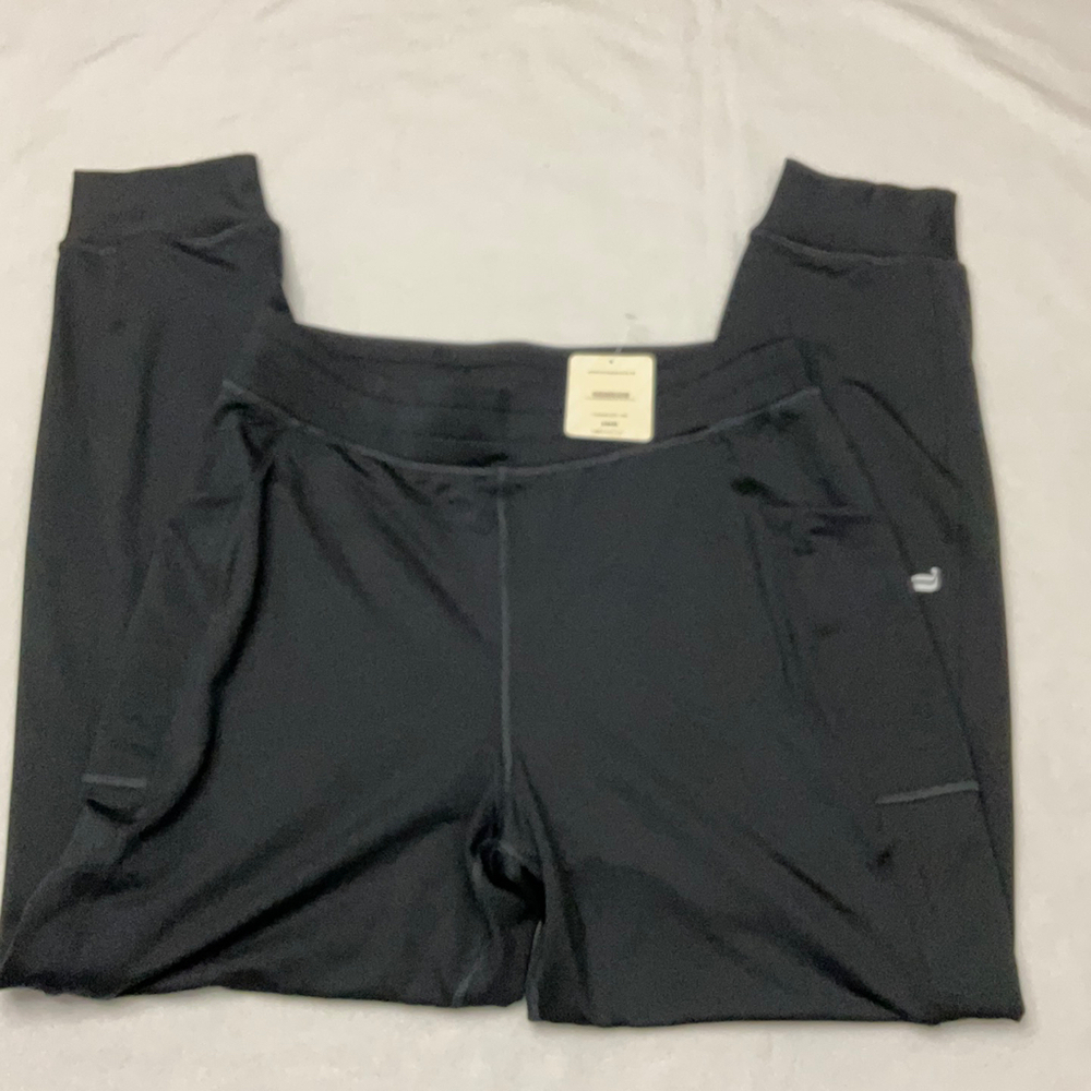 FABLETICS- NWT Black On the go cold weather jogger-Med